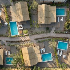 Custom-glamping-tent-by-glamphouse-triangle-barta-tents-2