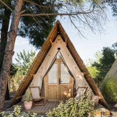 Custom-glamping-tent-by-glamphouse-triangle-barta-tents-8